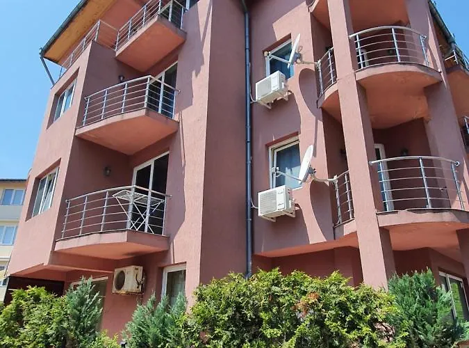 бутикови емона Apartment Rawda