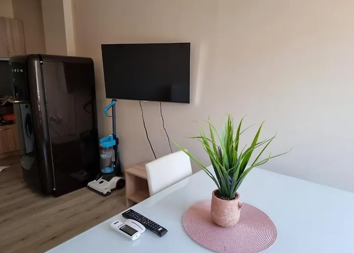 Apartment бутикови емона *