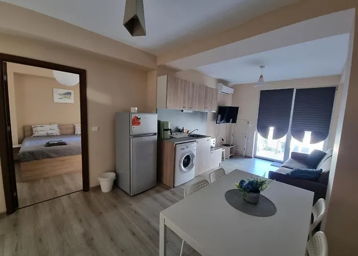 Apartment бутикови емона *