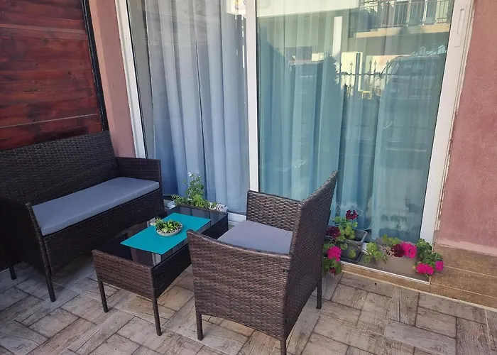 бутикови емона Apartment *