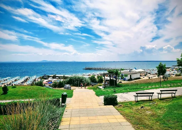 Apartment бутикови емона *