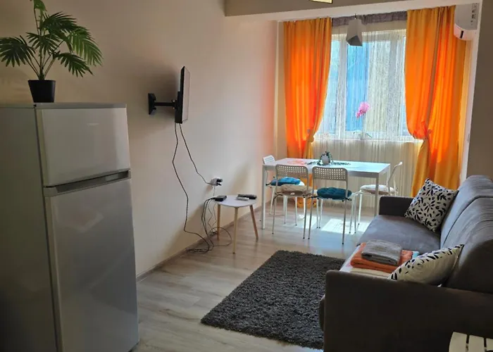 Apartment бутикови емона