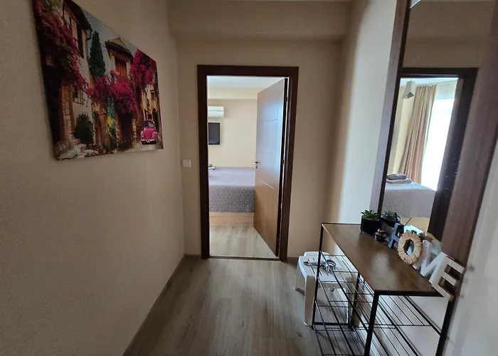 Apartment бутикови емона