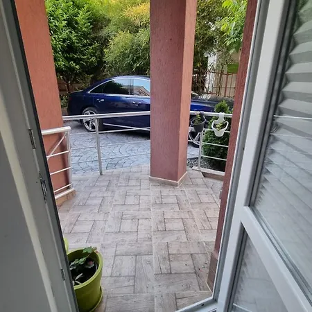 бутикови емона Apartment *