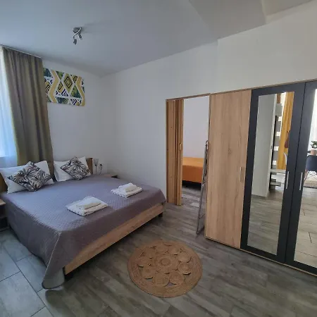 Apartment бутикови емона *