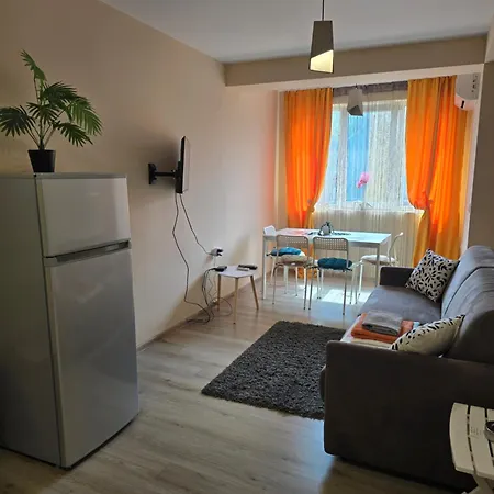 Apartment бутикови емона