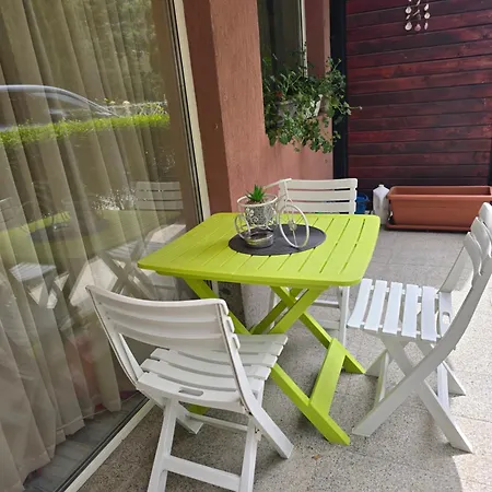 бутикови емона Appartement *